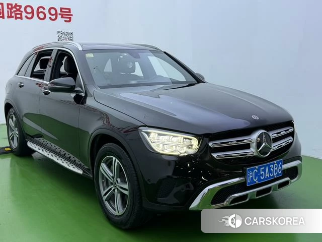 Mercedes-Benz GLC 2021 Черный из Китая, фото 2