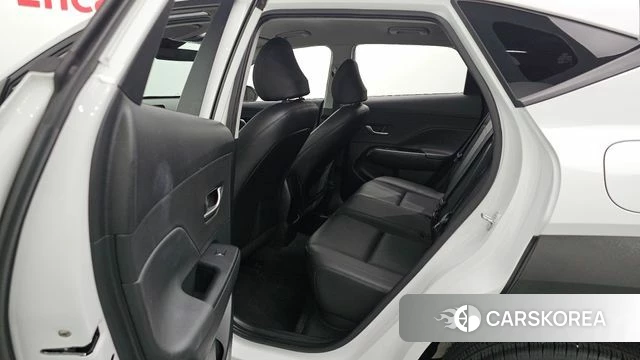 Hyundai Kona (SX2) 2023 Белый из Кореи, фото 2