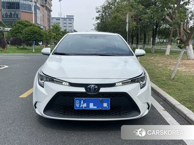 Toyota Levin 2021 Белый из Китая, фото 2