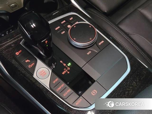 BMW 3 Series (G20) 2021 Белый из Кореи, фото 2