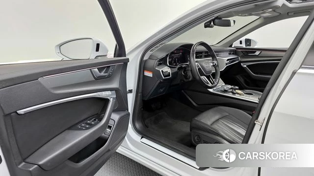 Audi A6 (C8) 2023 Белый из Кореи, фото 2