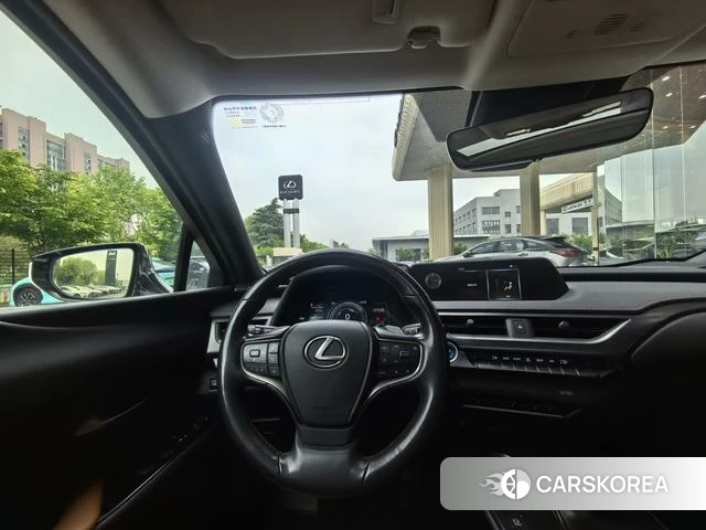 Lexus UX 2021 Белый из Китая, фото 2