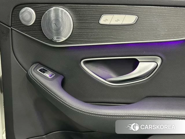 Mercedes-Benz C-class 2021 Белый из Китая, фото 2