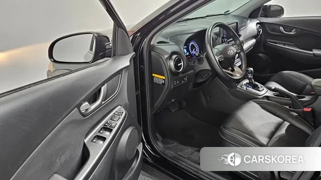 Hyundai Kona 2019 Черный из Кореи, фото 2