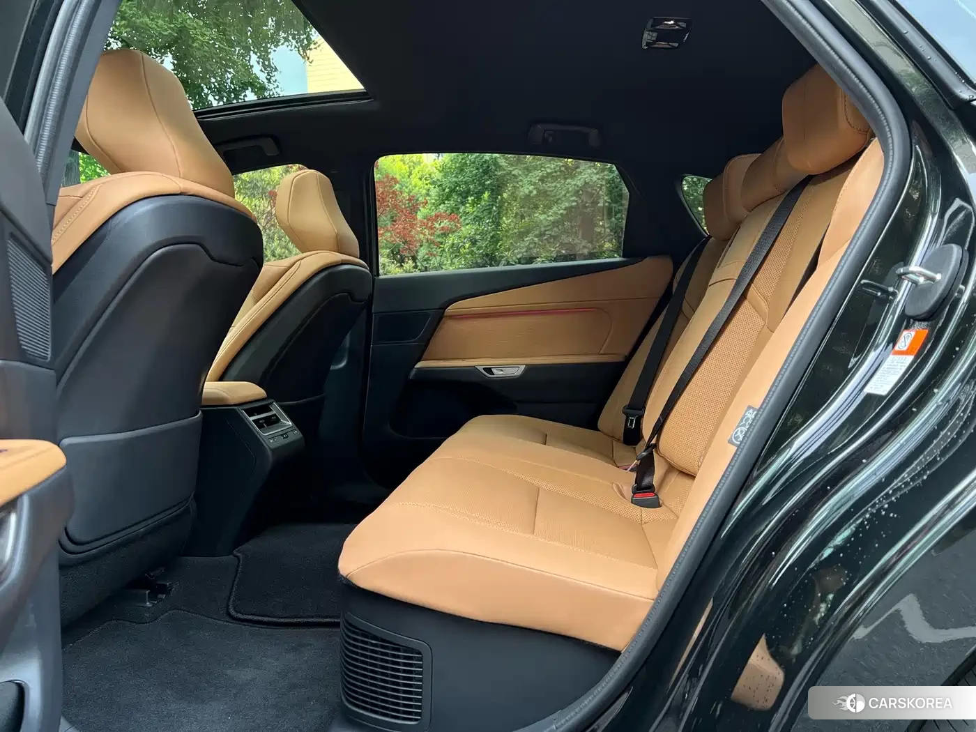 Lexus ES 2026 Черный из Китая, фото 2