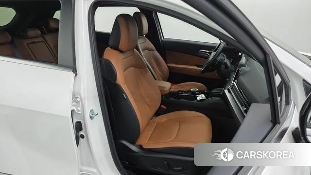 Kia Sportage 5th Generation 2024 Белый из Кореи, фото 2