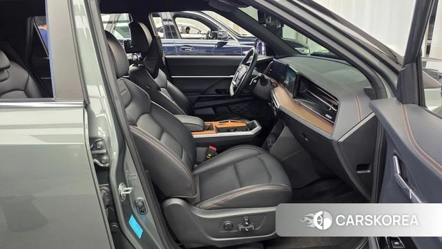 Ssangyong Torres EVX 2024 Серый из Кореи, фото 2