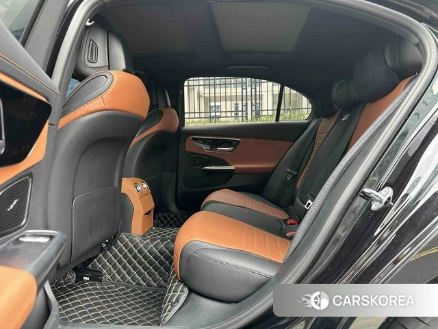 Mercedes-Benz C-class 2023 Черный из Китая, фото 2