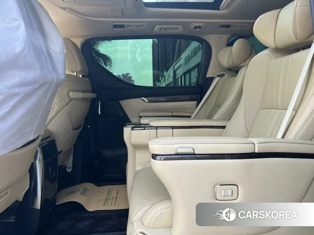 Toyota Vellfire 2021 Черный из Китая, фото 2