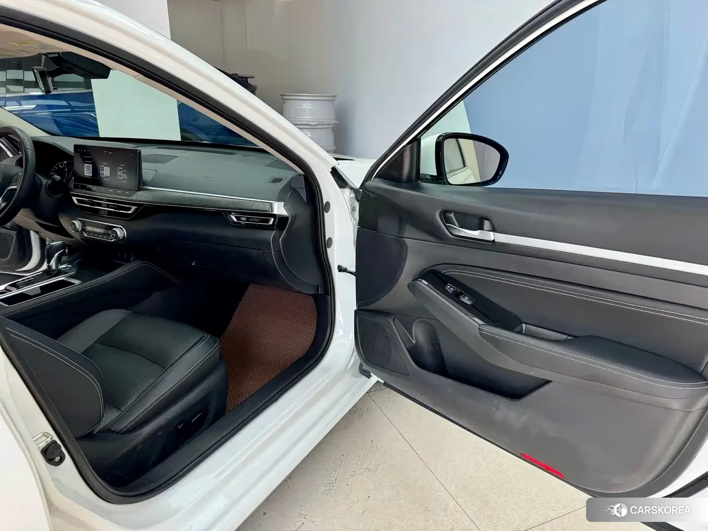 Nissan Altima 2023 Белый из Китая, фото 2