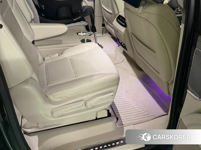 Cadillac Escalade 5th Generation 2021 Черный из Кореи, фото 2