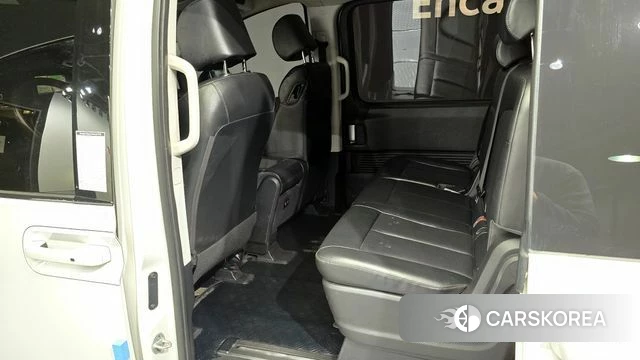 Hyundai Staria 2021 Белый из Кореи, фото 2