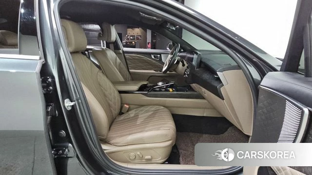 Kia K8 2024 Серый из Кореи, фото 2