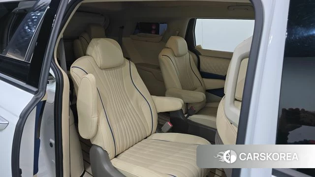 Kia Carnival 4th generation 2021 Белый из Кореи, фото 2