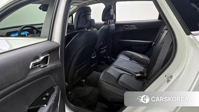 Kia Sportage 5th Generation 2021 Белый из Кореи, фото 2