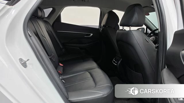 Hyundai Sonata D Edge (DN8) 2024 Белый из Кореи, фото 2