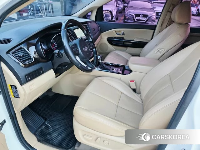 Kia The New Carnival 2018 Белый из Кореи, фото 2
