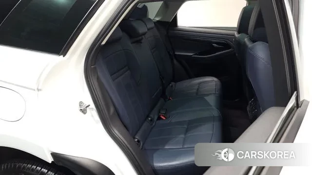 Land Rover Range Rover Evoque 2nd Generation 2021 Белый из Кореи, фото 2