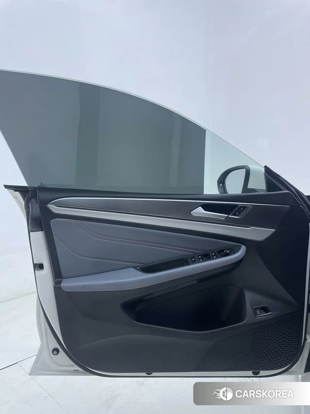 Volkswagen Lamando 2024 Белый из Китая, фото 2