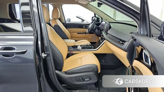 Kia Carnival 4th generation 2023 Серый из Кореи, фото 2