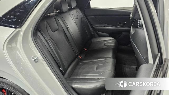 Hyundai Avante (CN7) 2022 Серебристо-серый из Кореи, фото 2