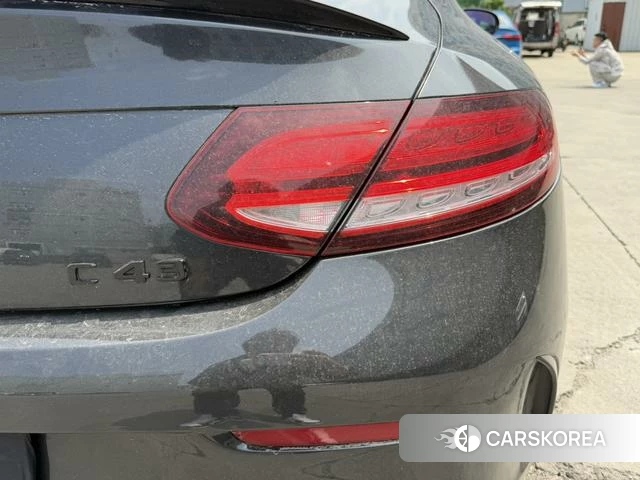 Mercedes-Benz AMG C-Class 2021 Темно-серый из Китая, фото 2