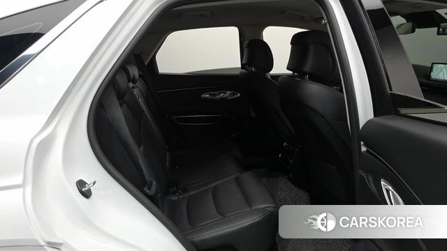 Genesis GV70 2022 Белый из Кореи, фото 2