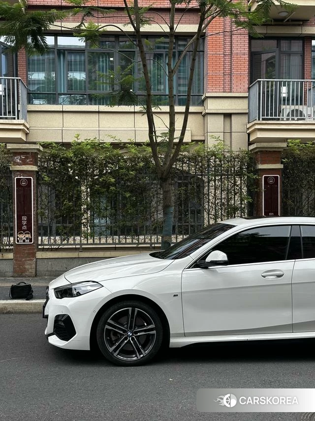 BMW 2 series 2021 Белый из Китая, фото 2