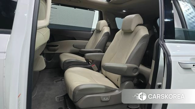 Kia Carnival 4th generation 2021 Белый из Кореи, фото 2