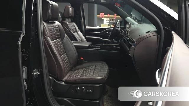 Cadillac Escalade 5th Generation 2023 Черный из Кореи, фото 2