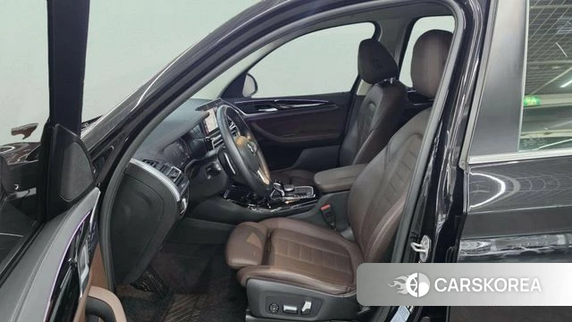 BMW X3 (G01) 2022 Черный из Кореи, фото 2