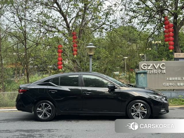 Nissan Sylphy 2021 Черный из Китая, фото 2