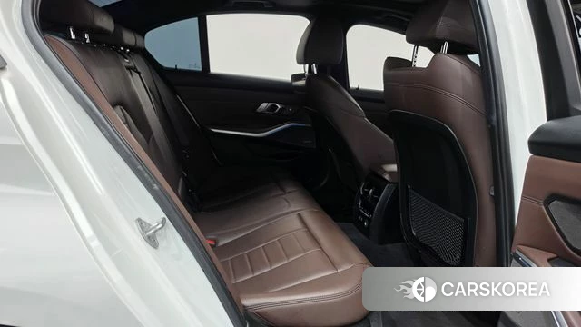 BMW 3 Series (G20) 2020 Белый из Кореи, фото 2