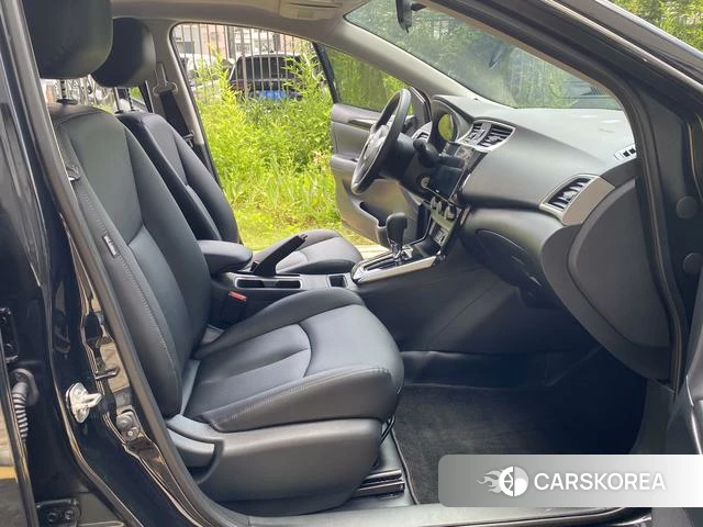 Nissan Sylphy 2022 Черный из Китая, фото 2