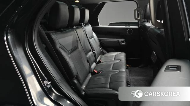 Land Rover Discovery 5 2019 Черный из Кореи, фото 2