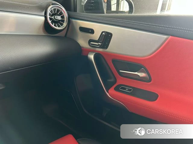 Mercedes-Benz AMG A-Class 2024 Черный из Китая, фото 2
