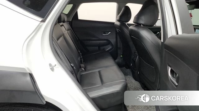 Hyundai Kona Hybrid (SX2) 2023 Белый из Кореи, фото 2