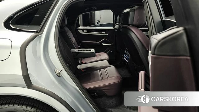 Porsche Cayenne (PO536) id 4893019 из Кореи 2