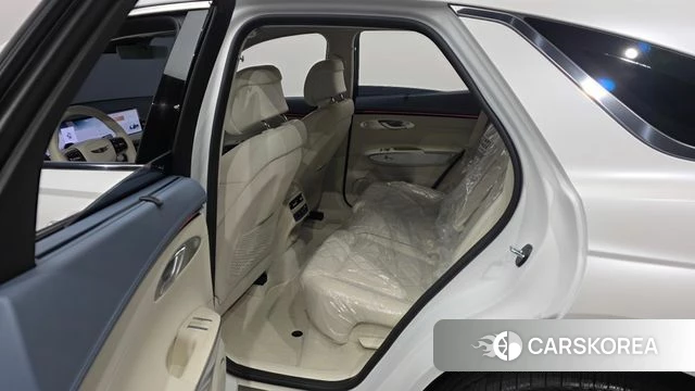 Genesis Electrified GV70 2025 Белый из Кореи, фото 2