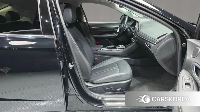 Hyundai Sonata (DN8) 2022 Черный из Кореи, фото 2