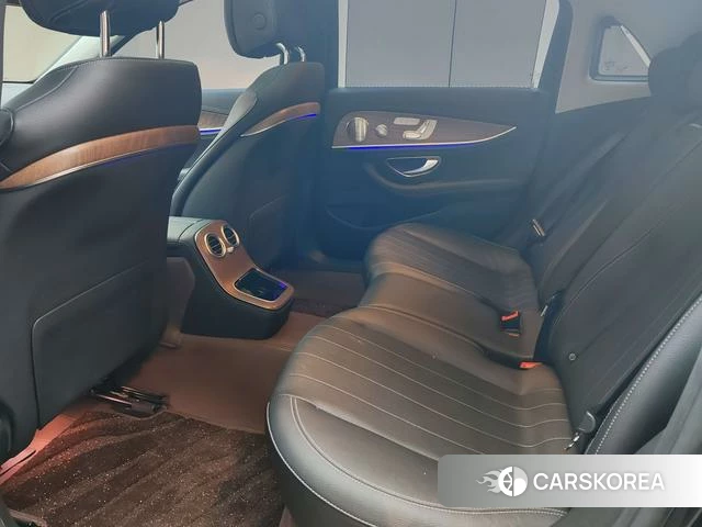 Mercedes-Benz E-Class 2022 Черный из Китая, фото 2