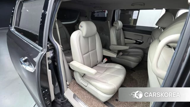 Kia The New Carnival 2019 Серый из Кореи, фото 2