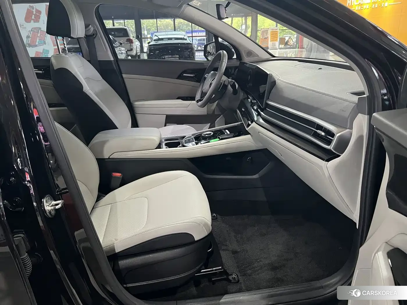 Kia Sportage 2023 Черный из Китая, фото 2