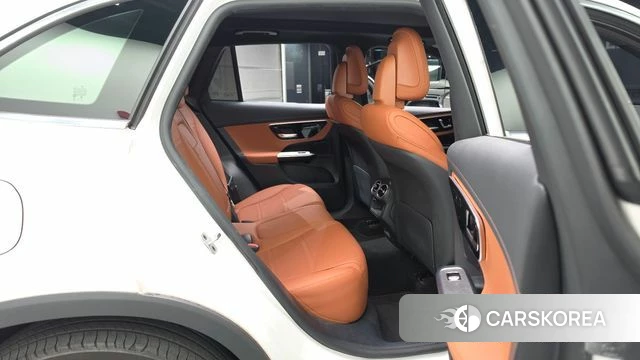 Mercedes-Benz GLC-Class X254 2024 Белый из Кореи, фото 2