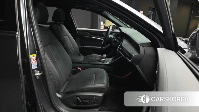 Audi A6 (C8) 2020 Серый из Кореи, фото 2