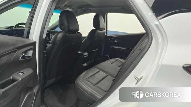 Chevrolet (GM Daewoo) New Bolt EV 2022 Белый из Кореи, фото 2