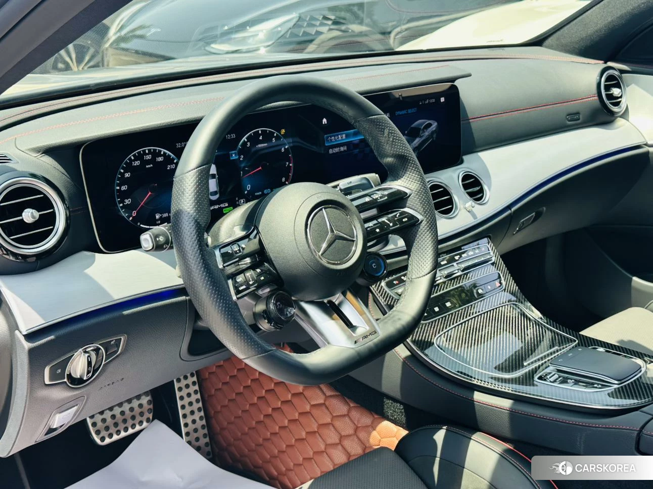 Mercedes-Benz AMG E-Class 2021 Серебристо-серый из Китая, фото 2