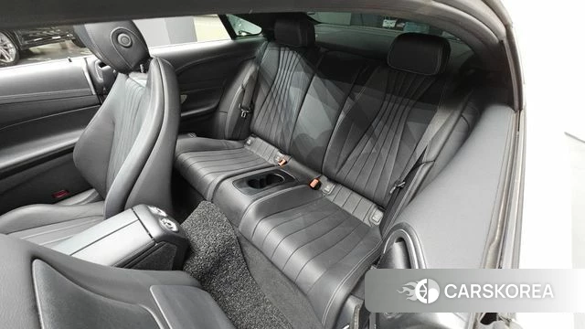 Mercedes-Benz E-Class W213 2022 Белый из Кореи, фото 2