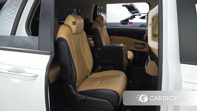 Kia Carnival 4th generation 2022 Белый из Кореи, фото 2
