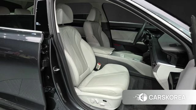 Hyundai Grandeur (GN7) 2023 Серый из Кореи, фото 2